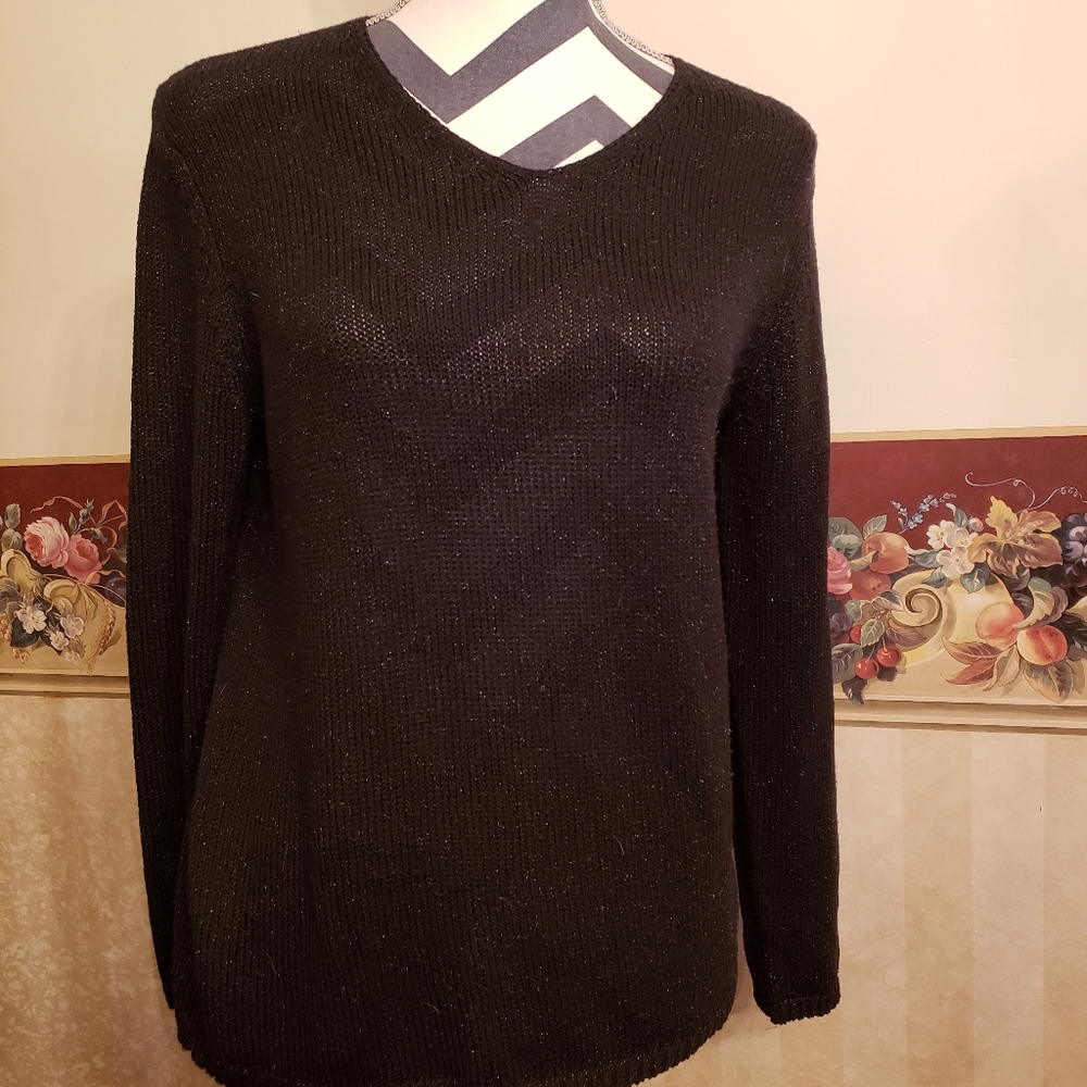 Chaus & Co black v neck sparkle sweater